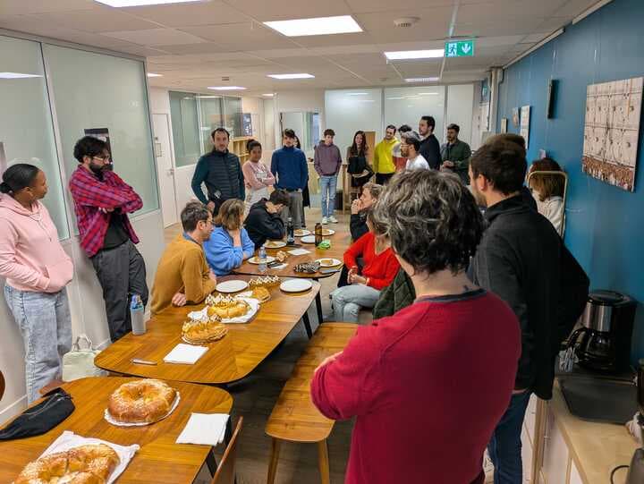 Cover Image for Un moment convivial avec les Pépins et la galette des rois !